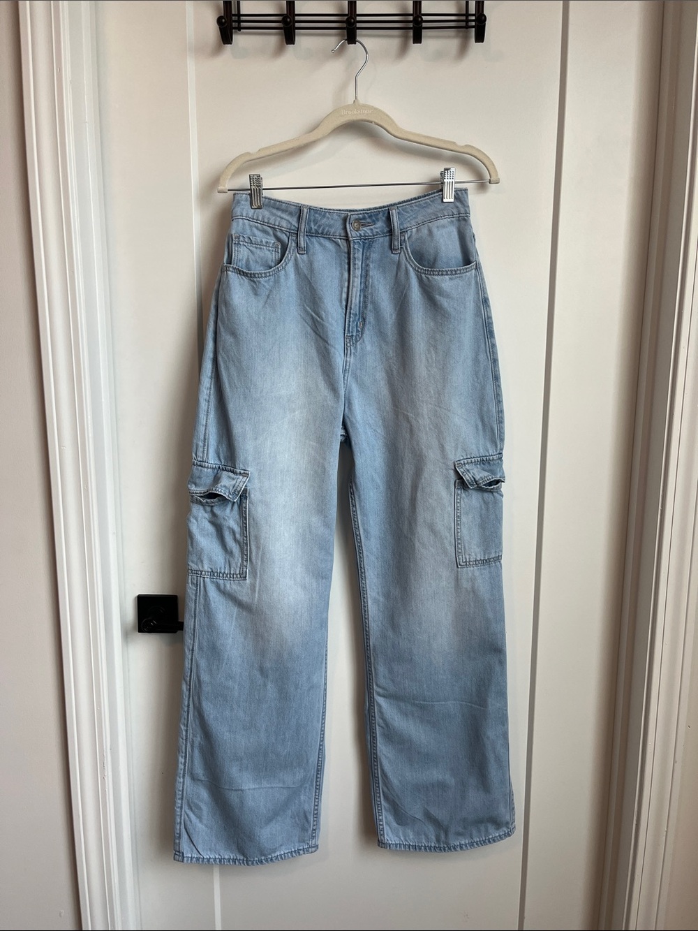 Hollister Light Blue High-Rise Baggy Cargo Wide-Leg Jeans Women’s Size 28X29 6R